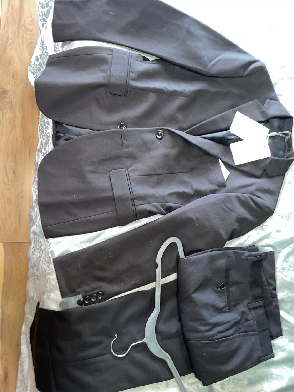 Men's Black Two-Button Suit Blazer - Picture 2 of 2